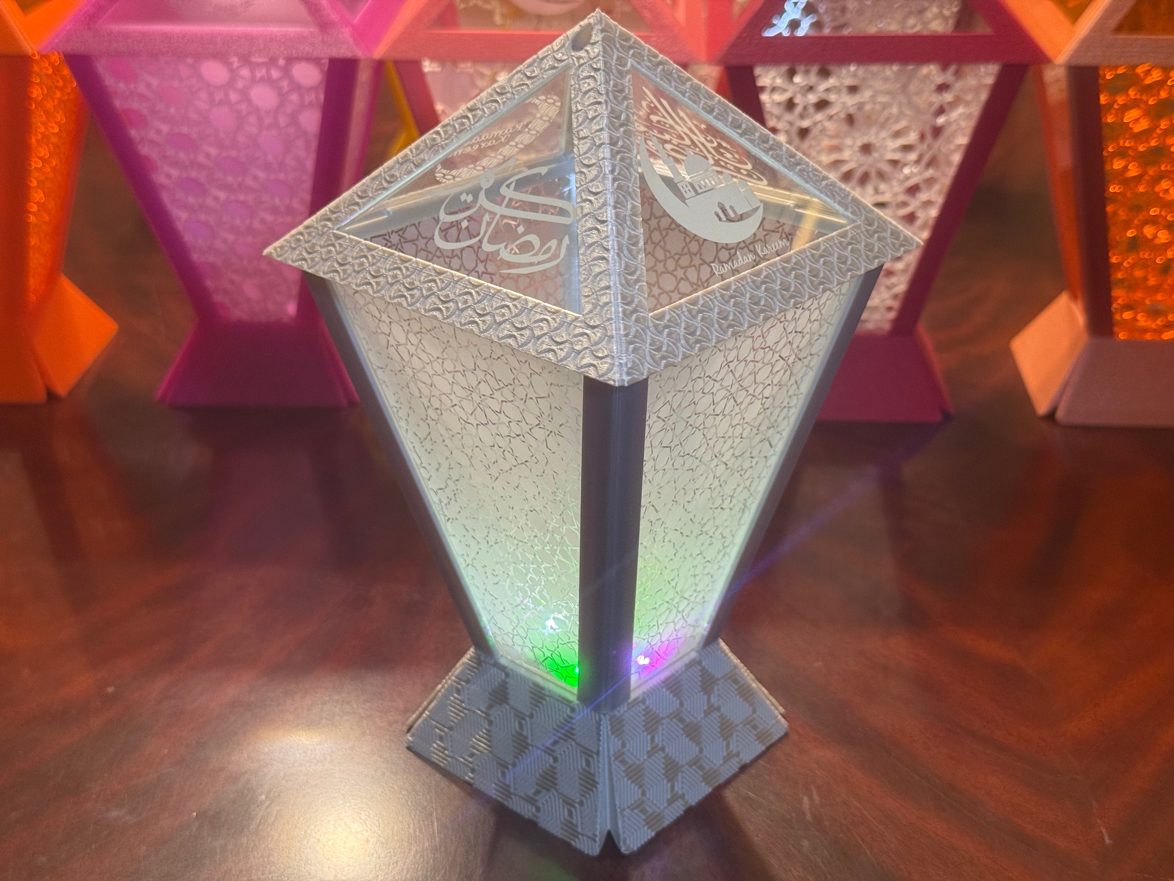 Dubai Lantern™  🇦🇪 – Contemporary Ramadan Lantern with Laser-Cut/Engraved Panels - Fully Engineered and Made In UAE. Size: Medium. Configuration: Square. 12cm * 12 cm * 21 cm.